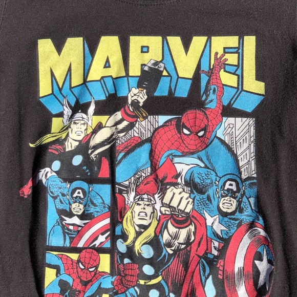 Women’s Marvel Comics Tee - Picture 2 of 2
